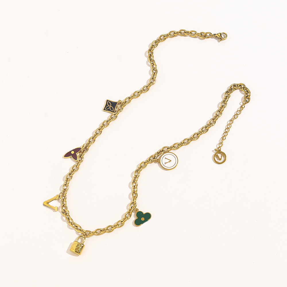 Luxury Brand Designer Letter Pendant Necklaces 18K Gold Plated Sweater Newklace for Women Girl Wedding Party Jewerlry Accessories ZG1499
Luxury Brand Designer Letter Pendant Necklaces 18K Gold Plated Sweater Newklace for Women Girl Wedding Party Jewerlry Accessories ZG1499