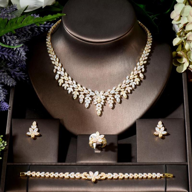 Necklace Earrings Set Fashion Zircons 4pcs Micro Pave Cubic Zircon 3 Tones Flower Leaf Shape Wedding Jewelry For Women Evening Party Dress, Picture shown
Necklace Earrings Set Fashion Zircons 4pcs Micro Pave Cubic Zircon 3 Tones Flower Leaf Shape Wedding Jewelry For Women Evening Party Dress, Picture shown