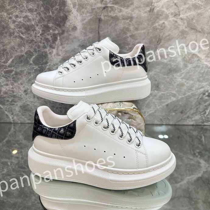 New Designer Sneakers Casual shoes Leather Lace Up Men Fashion Platform White Black mens womens Espadrilles Sports Trainer, 05
New Designer Sneakers Casual shoes Leather Lace Up Men Fashion Platform White Black mens womens Espadrilles Sports Trainer, 05