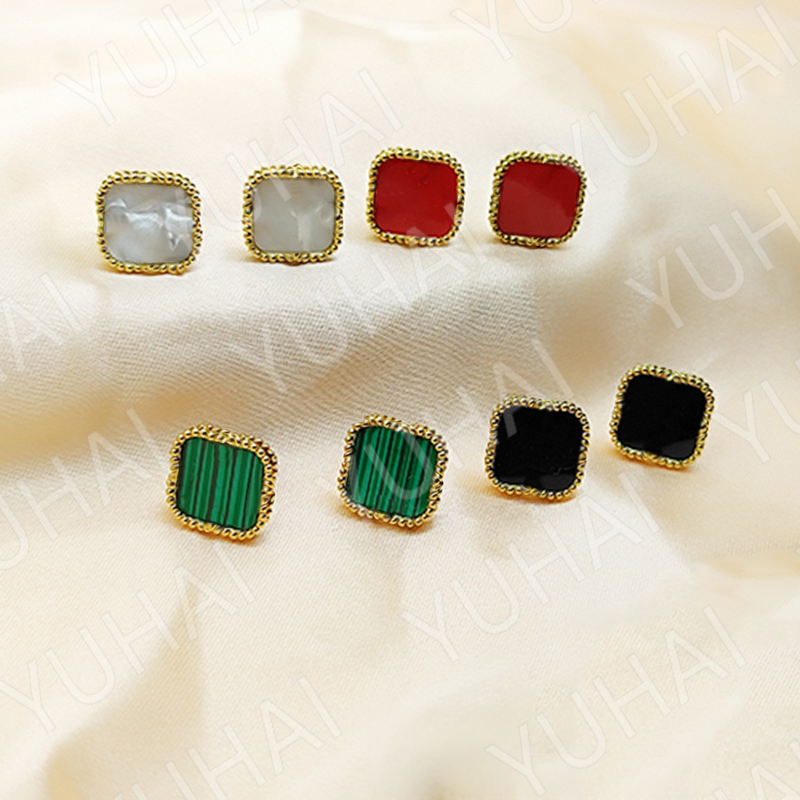 designer earrings 4/Four Leaf Clover Charm Stud Earrings Back Mother-of-Pearl Silver 18K Gold Plated Agate for Women&Girls Valentine's Mother's Day Wedding Gift
designer earrings 4/Four Leaf Clover Charm Stud Earrings Back Mother-of-Pearl Silver 18K Gold Plated Agate for Women&Girls Valentine's Mother's Day Wedding Gift