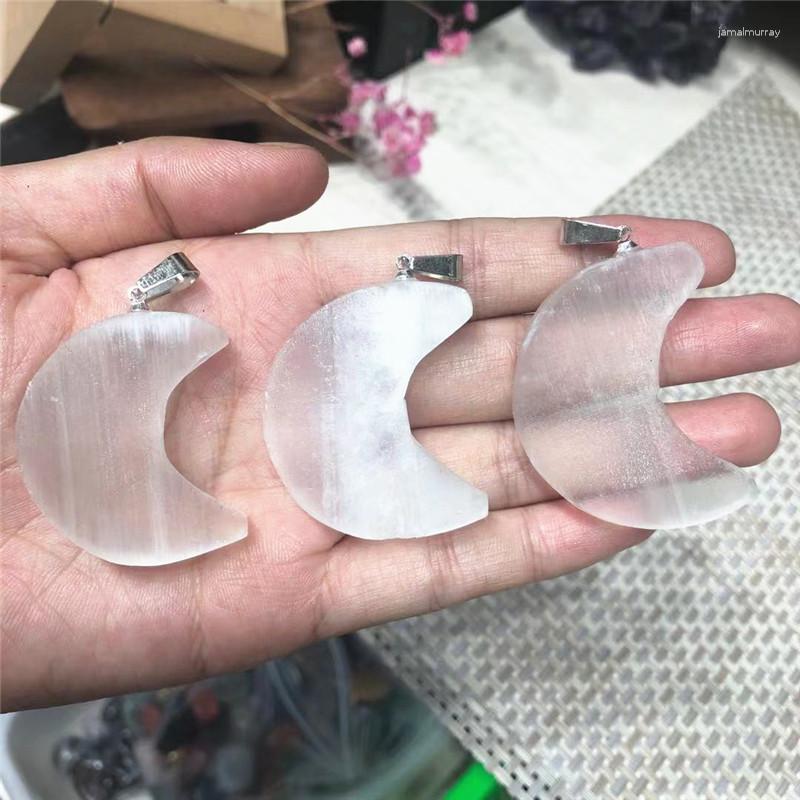 Charms 4cm Hand Carved Crystals Jewelry Crafts Natural White Selenite Moon Shaped Crystal Pendants For Healing Gift
Charms 4cm Hand Carved Crystals Jewelry Crafts Natural White Selenite Moon Shaped Crystal Pendants For Healing Gift
