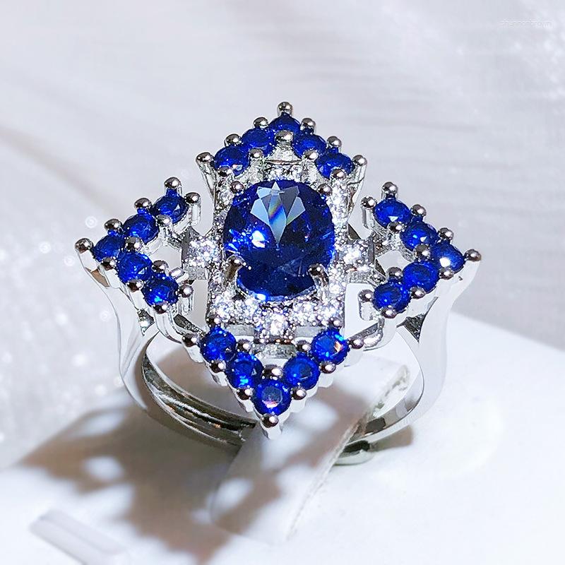 Cluster Rings 925 Silver Luxury Senior Sense Natural Amethyst Ring Female Inlaid Sapphire Party Birthday Jewelry Gift
Cluster Rings 925 Silver Luxury Senior Sense Natural Amethyst Ring Female Inlaid Sapphire Party Birthday Jewelry Gift