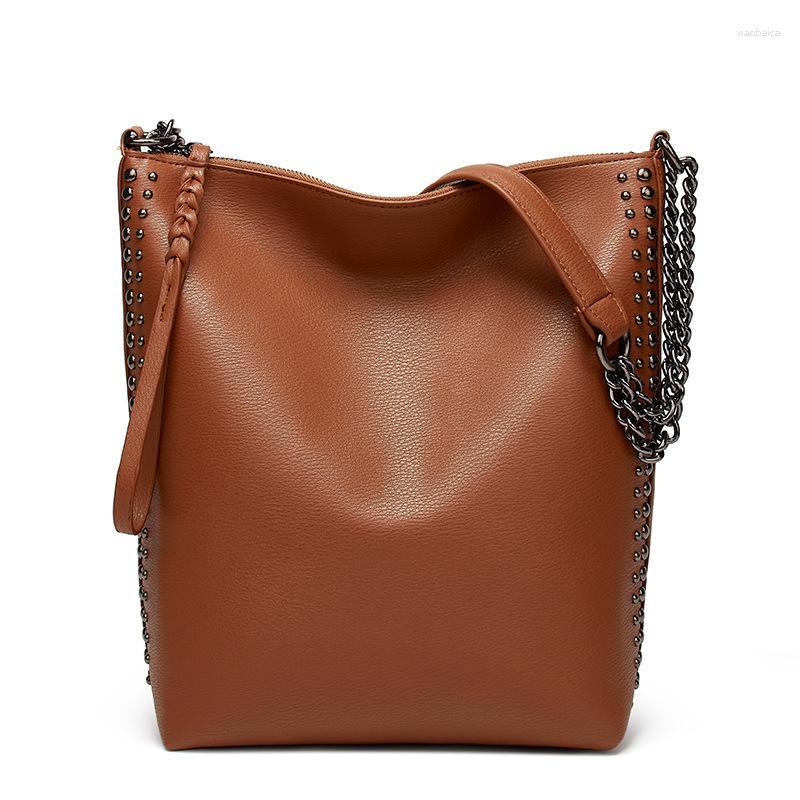 Evening Bags Ladies Soft Leather Casual Bucket Bag 2023 Large-capacity Commuter Shopping Shoulder Simple High Quality Tote, Black
Evening Bags Ladies Soft Leather Casual Bucket Bag 2023 Large-capacity Commuter Shopping Shoulder Simple High Quality Tote, Black