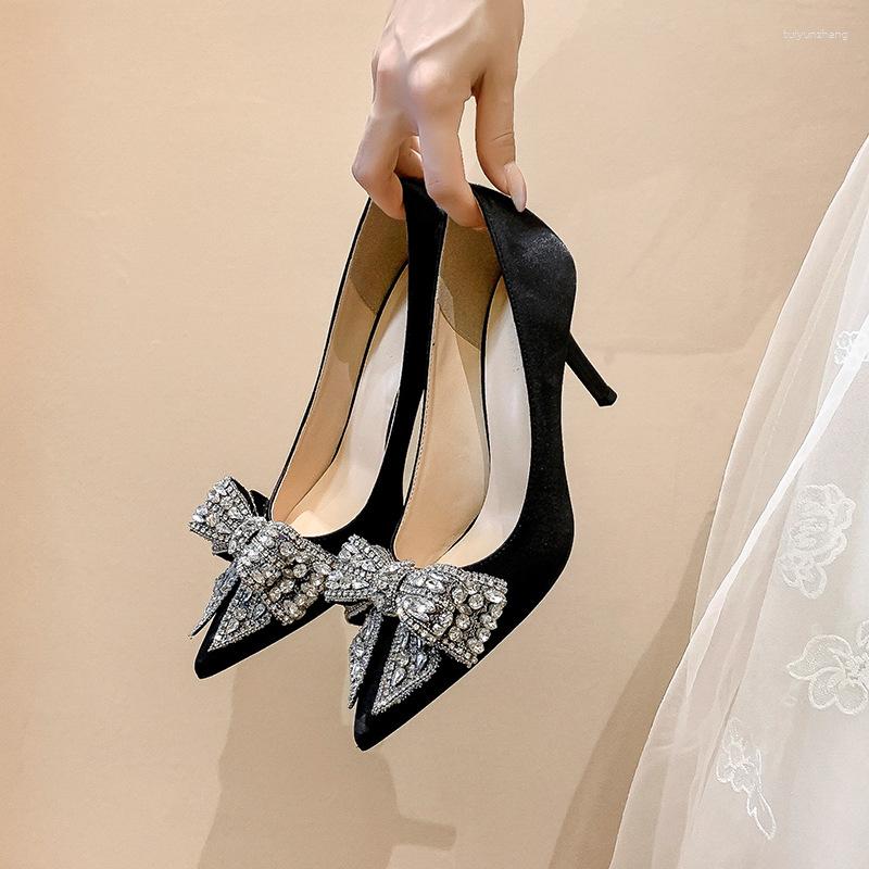 Dress Shoes 6cm Fashion Satin Pointed Toe With Rhinestone Bow Sexy Thin Heels High Banquet Party Women 41 42 43, Black 6cm
Dress Shoes 6cm Fashion Satin Pointed Toe With Rhinestone Bow Sexy Thin Heels High Banquet Party Women 41 42 43, Black 6cm