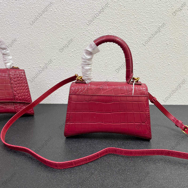 Bb Bag Crocodile Pattern Ladies Handbag Leather Hour Glass Women Totes Purses Classic Crossbody Tote High Quality b v Bags, Red 
Bb Bag Crocodile Pattern Ladies Handbag Leather Hour Glass Women Totes Purses Classic Crossbody Tote High Quality b v Bags, Red