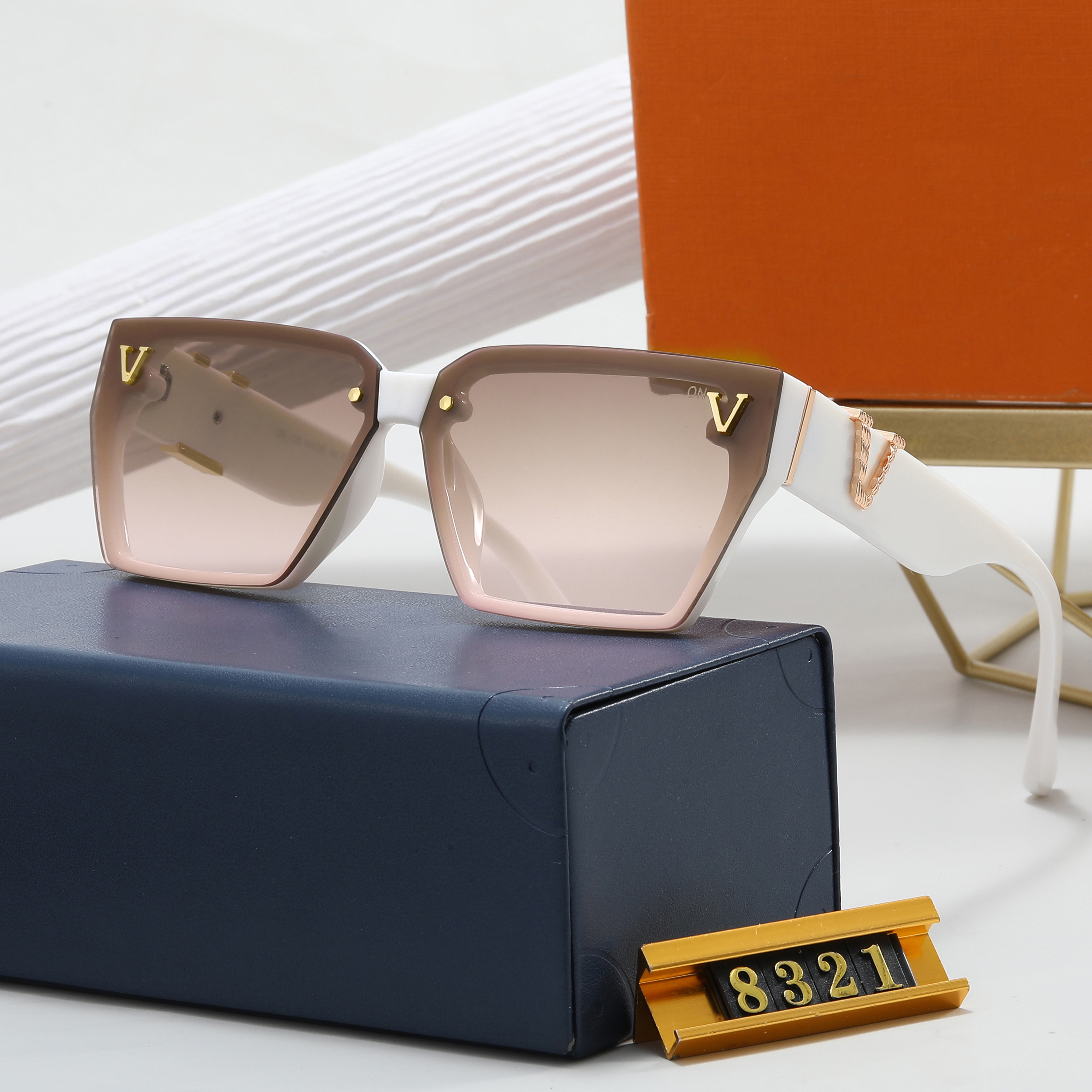 Designer sunglasses for women full-frame rectangular sunglasses fashion beach sunglasses casual cat-eye glasses 7 colors
Designer sunglasses for women full-frame rectangular sunglasses fashion beach sunglasses casual cat-eye glasses 7 colors