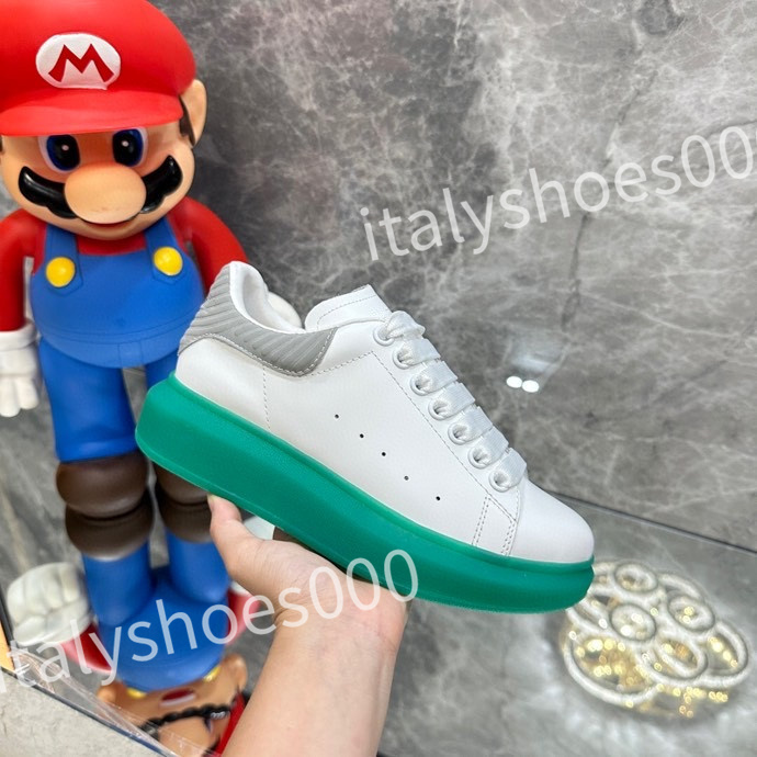 New top Luxury Genuine Leather Casual Shoes Platform Sneakers Unisex Brand Design Women Autumn Fashion Sports Ladies Vulcanized Men, 02
New top Luxury Genuine Leather Casual Shoes Platform Sneakers Unisex Brand Design Women Autumn Fashion Sports Ladies Vulcanized Men, 02