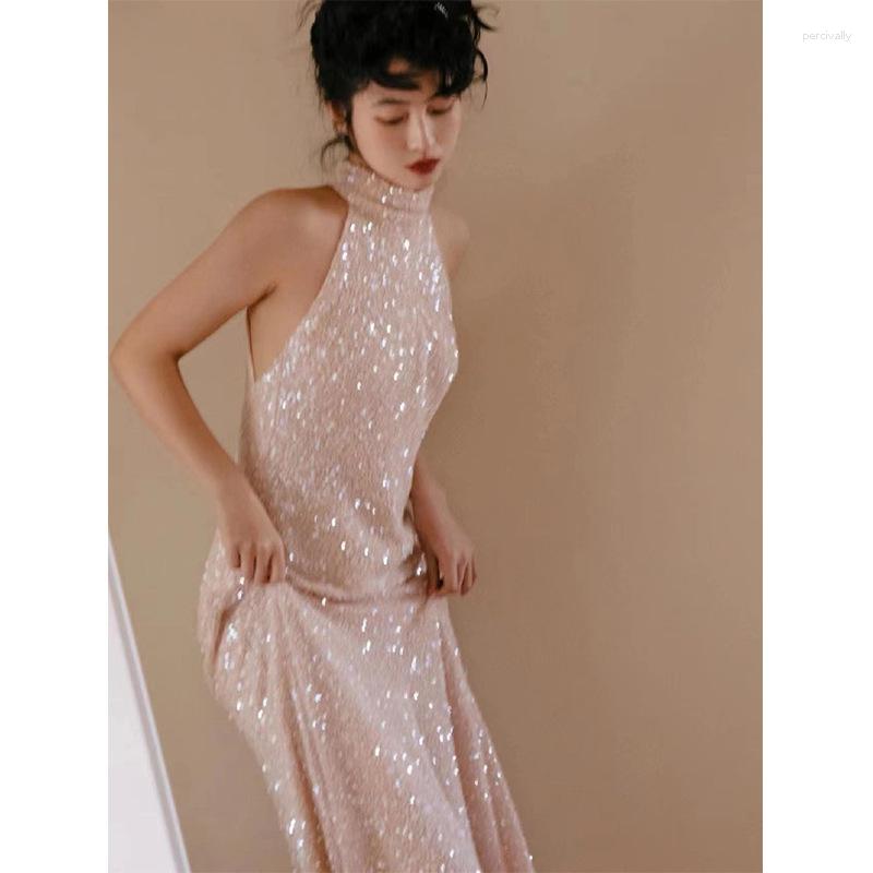 Ethnic Clothing Women Sparkly Sequins Evening Dresses 2023 Elegant Formal Halter Backless Party Prom Gowns
Ethnic Clothing Women Sparkly Sequins Evening Dresses 2023 Elegant Formal Halter Backless Party Prom Gowns