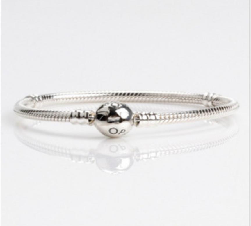 100% real 925 sterling silver chain bracelet withh logo engraved fit european pandora bracelet for women wedding bracelet c545428186
100% real 925 sterling silver chain bracelet withh logo engraved fit european pandora bracelet for women wedding bracelet c545428186