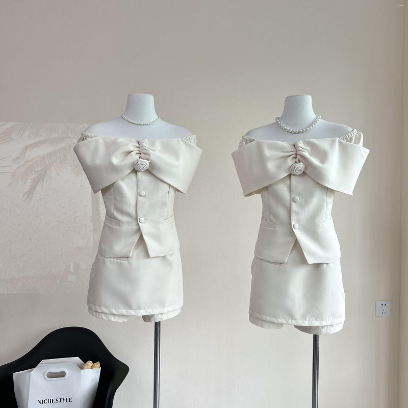 Women's Tracksuits Summer 2023 Suit Women's French Off Shoulder Top High Waist Sexy Mini Skirt Two-piece Set, White
Women's Tracksuits Summer 2023 Suit Women's French Off Shoulder Top High Waist Sexy Mini Skirt Two-piece Set, White
