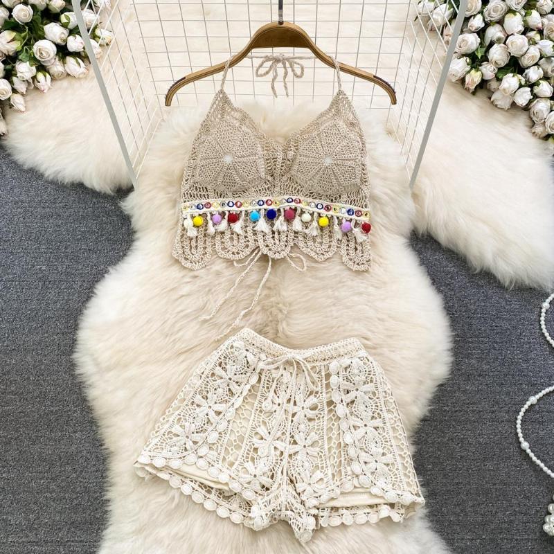 Women's Tracksuits Summer Beach Vacation Fashion Sling And Shorts Suit Women's Sexy Backless Shoulder Strap Top Hook Flower Hollowed Out, White
Women's Tracksuits Summer Beach Vacation Fashion Sling And Shorts Suit Women's Sexy Backless Shoulder Strap Top Hook Flower Hollowed Out, White