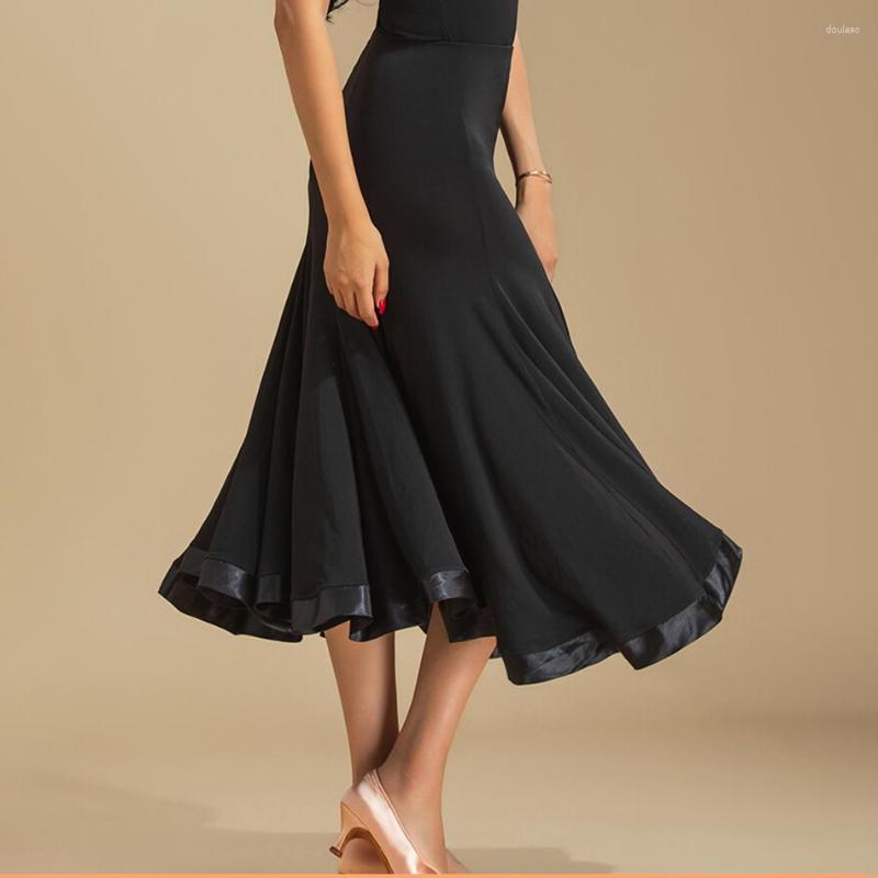 Stage Wear 2023 Autumn Female Ballroom Dance Skirts Adult Women Long Expansion Swing For Cha Samba Waltz Tango Dancewear B20011, Black skirt
Stage Wear 2023 Autumn Female Ballroom Dance Skirts Adult Women Long Expansion Swing For Cha Samba Waltz Tango Dancewear B20011, Black skirt