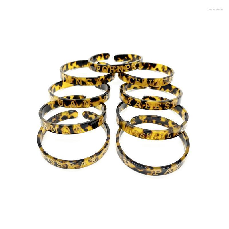 Bangle Small Width Tortoise Shell Bracelets Bangles With Gold Flowers And Islands NamesBangle Raym22
Bangle Small Width Tortoise Shell Bracelets Bangles With Gold Flowers And Islands NamesBangle Raym22