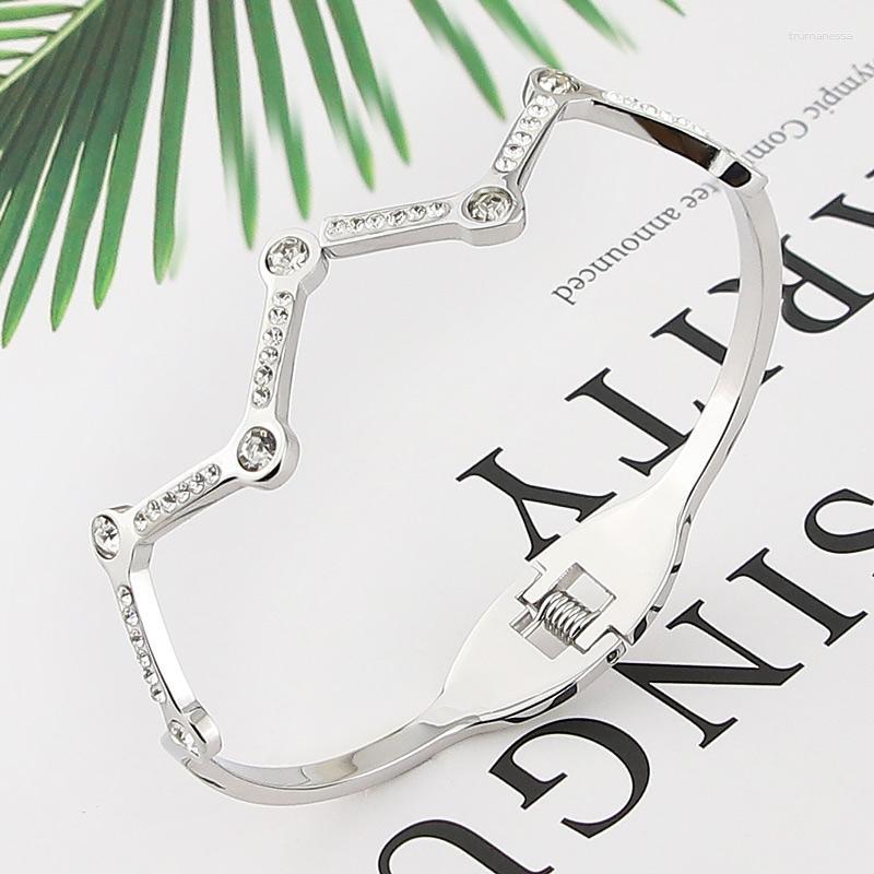 Bangle Stainless Steel Jewelry Crystal Bracelets Three V Openings For Women's Love Gifts Wholesale Raym22
Bangle Stainless Steel Jewelry Crystal Bracelets Three V Openings For Women's Love Gifts Wholesale Raym22