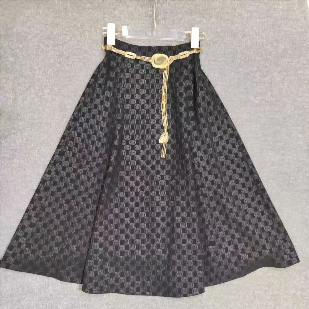 luxury Designer High quality women A-Line Skirt Elastic Waist Spring Autumn Office Lady Elegant Skirt Zipper Fashion Black Skirts G217
luxury Designer High quality women A-Line Skirt Elastic Waist Spring Autumn Office Lady Elegant Skirt Zipper Fashion Black Skirts G217