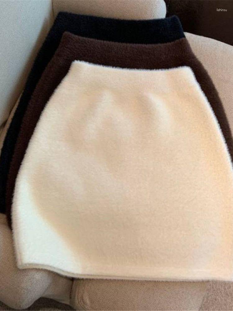 Skirts 2023 Faldas Mujer Moda Slim Sexy High Waist Wrap Hip Black Skirt Women Mini Autumn Winter Bottom Wild Woolen Elegant Korean 7045, Brown
Skirts 2023 Faldas Mujer Moda Slim Sexy High Waist Wrap Hip Black Skirt Women Mini Autumn Winter Bottom Wild Woolen Elegant Korean 7045, Brown