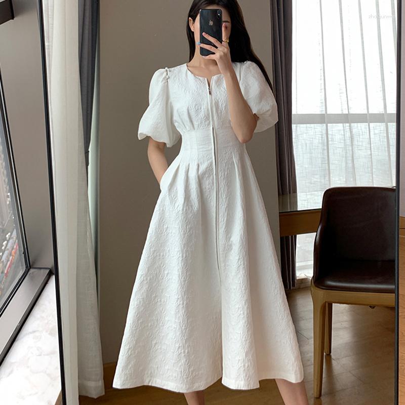Party Dresses Vintage White Holiday Dress Short Puffing Sleeve With Front Zipper And A Line Elegant For Summer 2023
Party Dresses Vintage White Holiday Dress Short Puffing Sleeve With Front Zipper And A Line Elegant For Summer 2023
