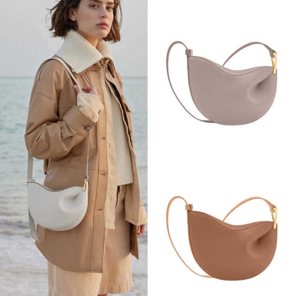 7A Luxury Designer bag woman bags Polene Shoulder Women's Genuine leather handbag tote clutch flap crossbody wallet New style European and American simplicity, Sky blue
7A Luxury Designer bag woman bags Polene Shoulder Women's Genuine leather handbag tote clutch flap crossbody wallet New style European and American simplicity, Sky blue