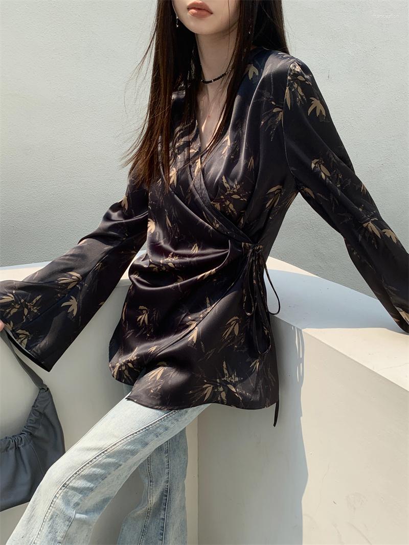 Women's Blouses Vintage Women Blouse Chinese Style Print Long Sleeve Bandage Shirts 2023 Blusas De Mujer Summer Tunic Tops, Mixed
Women's Blouses Vintage Women Blouse Chinese Style Print Long Sleeve Bandage Shirts 2023 Blusas De Mujer Summer Tunic Tops, Mixed