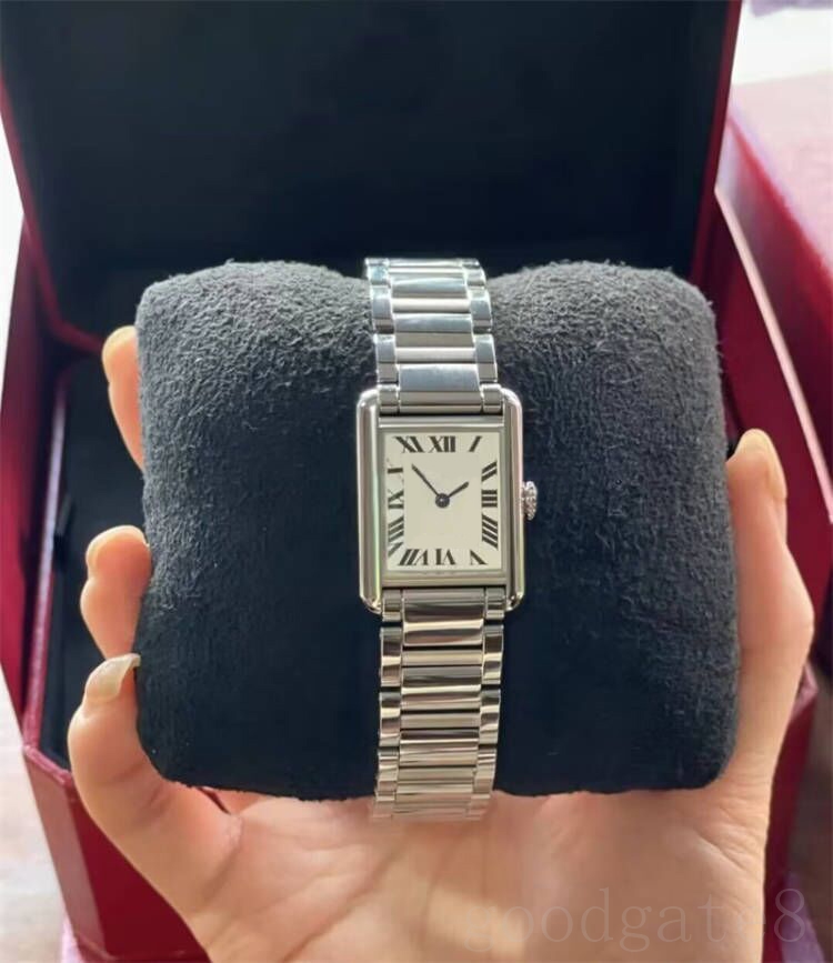 Designer watches high quality luxury watch for men stainless steel montre de luxe silver plated quartz streep shopping elegant woman watch square xb09 C23, 2# same
Designer watches high quality luxury watch for men stainless steel montre de luxe silver plated quartz streep shopping elegant woman watch square xb09 C23, 2# same