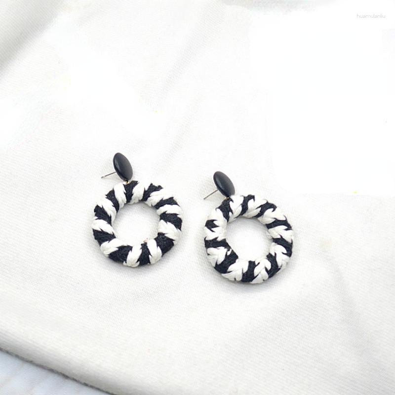 Dangle Earrings Fashion Geometric Round Pendant Striped Acrylic For Women Simple Summer Big Long Korean Aretes
Dangle Earrings Fashion Geometric Round Pendant Striped Acrylic For Women Simple Summer Big Long Korean Aretes