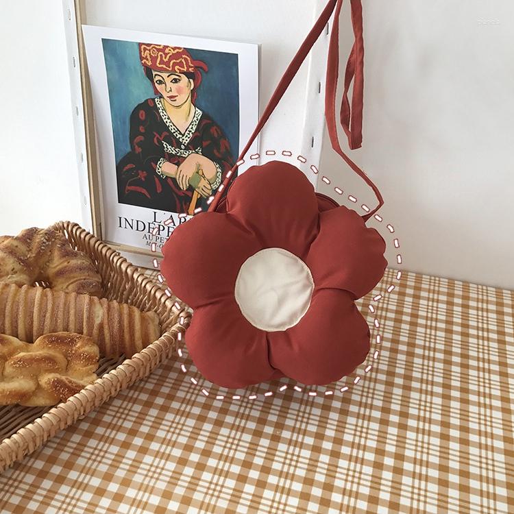 Evening Bags Casual Women's Crossbody Bag Color Matching Flower Cute Little Flowers Chic Messenger Simple Zipper Single
Evening Bags Casual Women's Crossbody Bag Color Matching Flower Cute Little Flowers Chic Messenger Simple Zipper Single