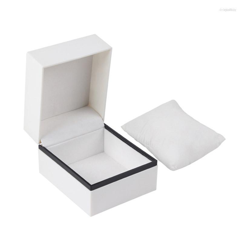Watch Boxes Fashion Luxury Cardboard Jewelry Storage Box White Silk Pillow Vintge Exquisite High Quality Packaging Gift Display
Watch Boxes Fashion Luxury Cardboard Jewelry Storage Box White Silk Pillow Vintge Exquisite High Quality Packaging Gift Display