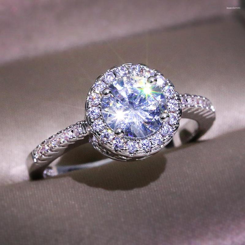 Cluster Rings WPB Premium Women Ring Shiny Wedding Diamond Female Luxury Jewelry Lady Brilliant Zircon Design Girl Gift Party
Cluster Rings WPB Premium Women Ring Shiny Wedding Diamond Female Luxury Jewelry Lady Brilliant Zircon Design Girl Gift Party