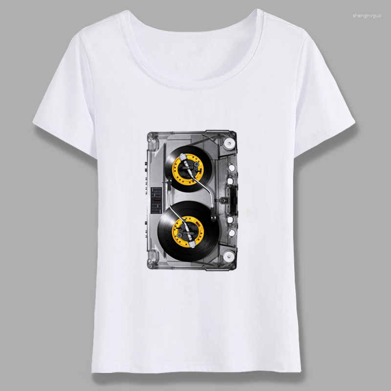 Women' T Shirts Novelty DJ Tape Design Shirt Women Herren Fotodruck Mc Music Disco Fashion Printed T-shirt Vintage White Tops Tees, White new
Women' T Shirts Novelty DJ Tape Design Shirt Women Herren Fotodruck Mc Music Disco Fashion Printed T-shirt Vintage White Tops Tees, White new