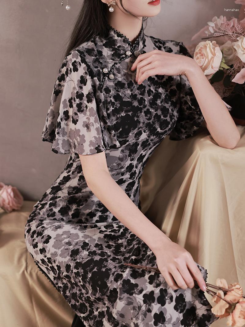 Ethnic Clothing Chinese Traditional Vintage Black Print Cheongsam Elegant Short Sleeve High Split Qipao For Woman
Ethnic Clothing Chinese Traditional Vintage Black Print Cheongsam Elegant Short Sleeve High Split Qipao For Woman