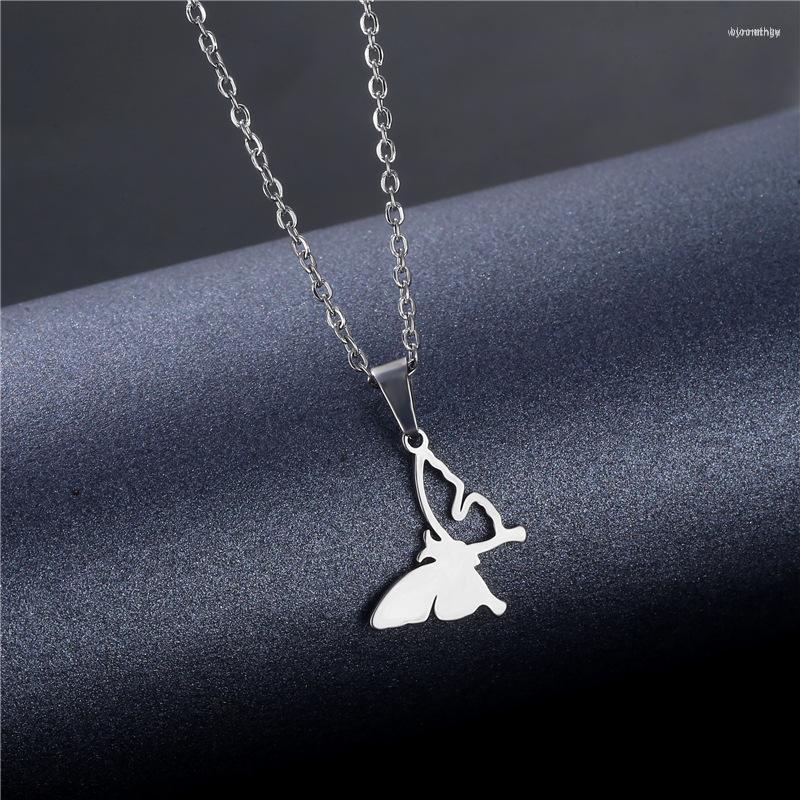 Chains Fashion Creative Hollow Butterfly Pendant Choker Chain Necklace Vintage Simple Animal Stainless Steel Clavicle Jewelry
Chains Fashion Creative Hollow Butterfly Pendant Choker Chain Necklace Vintage Simple Animal Stainless Steel Clavicle Jewelry
