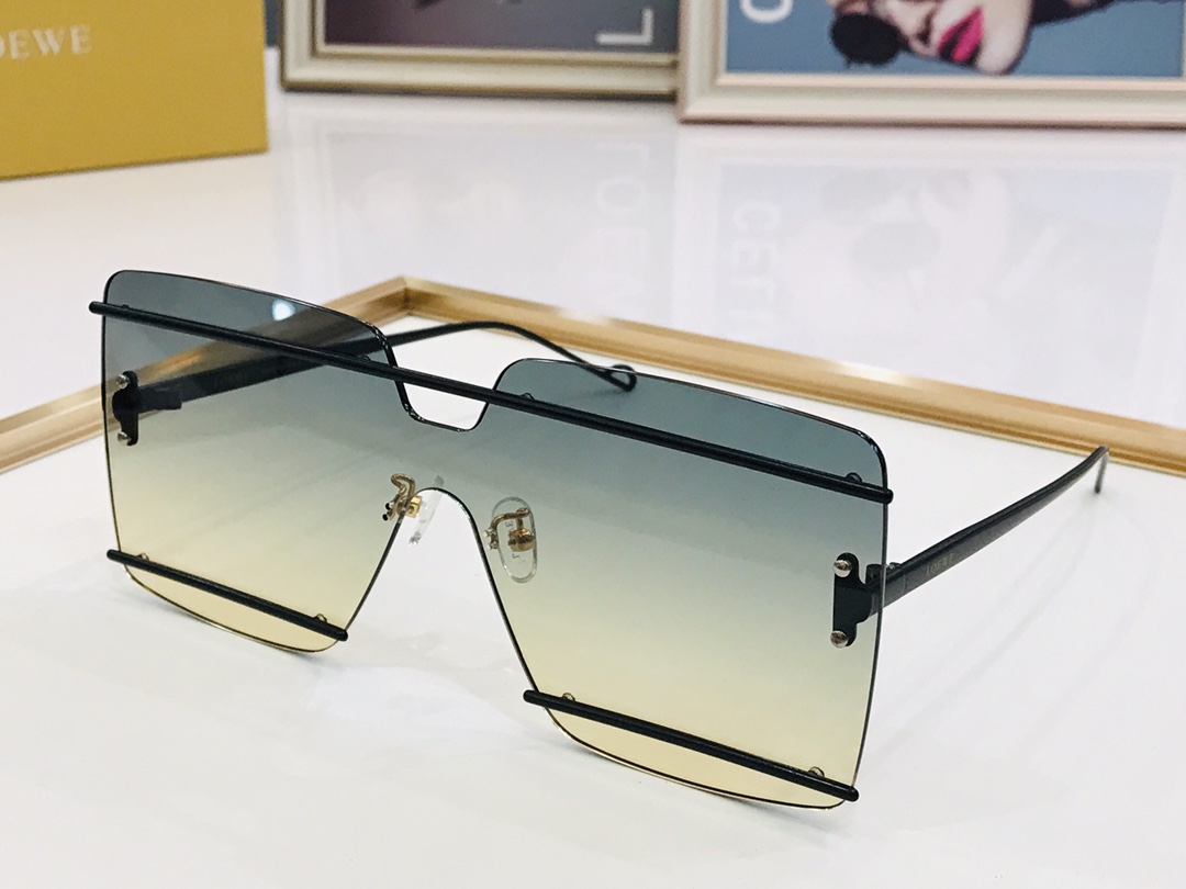 Fashion LOEWE Sunglasses, Love One Piece Glasses, Men's and Women's Travel UV Resistant Sunglasses
Fashion LOEWE Sunglasses, Love One Piece Glasses, Men's and Women's Travel UV Resistant Sunglasses