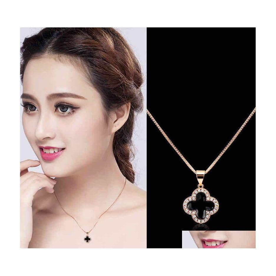 Pendant Necklaces Qiao Lan Xuan Imitation Sterling Sier Drop Oil Rose Gold Clover Necklace Fl Diamond Womens Fashio Dhqio
Pendant Necklaces Qiao Lan Xuan Imitation Sterling Sier Drop Oil Rose Gold Clover Necklace Fl Diamond Womens Fashio Dhqio
