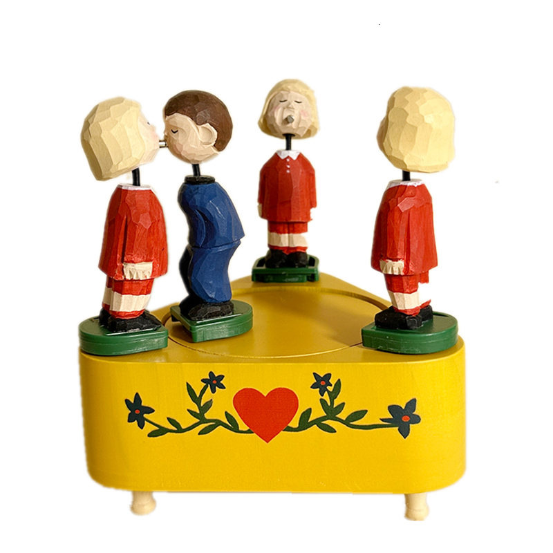 Novelty Items Vintage west german dolls Bluetooth music box couple kissing carousel working Home Decoration Valentine's Day Gift 230621