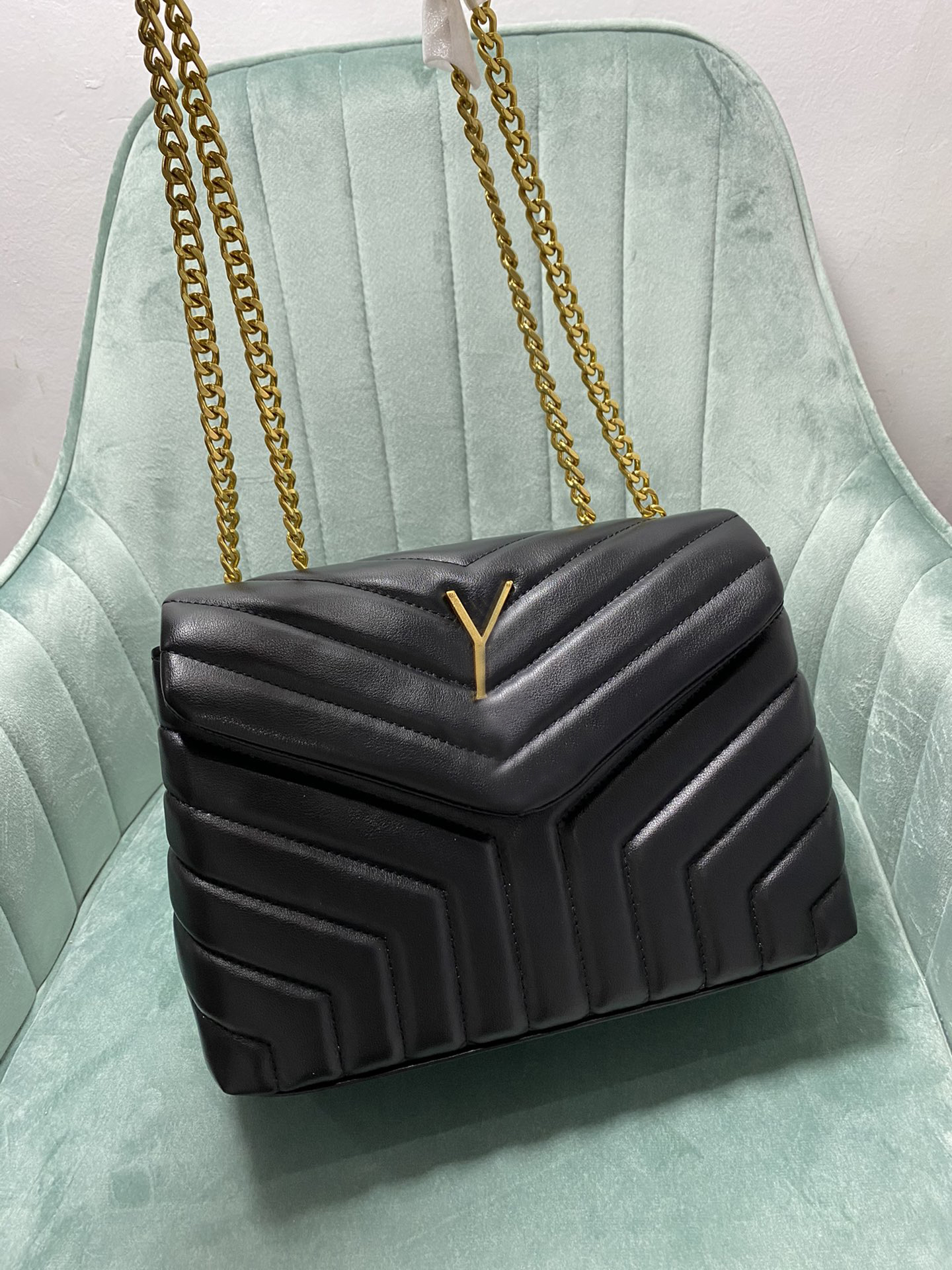 Designer women shoulder bag luxurys LOULOU handbags metal letters sign chains crossbody bags Top-quality genuine leather fashion evening purse ladies clutch, 494699 #s~t designer
Designer women shoulder bag luxurys LOULOU handbags metal letters sign chains crossbody bags Top-quality genuine leather fashion evening purse ladies clutch, 494699 #s~t designer