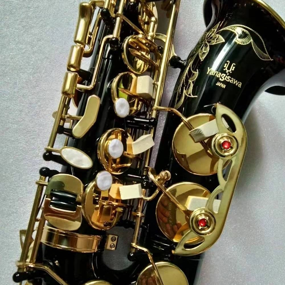 High-end Eb tuned alto saxophone A-991 nickel plated black body gold keys Japanese craft made jazz instrument alto sax with case
High-end Eb tuned alto saxophone A-991 nickel plated black body gold keys Japanese craft made jazz instrument alto sax with case