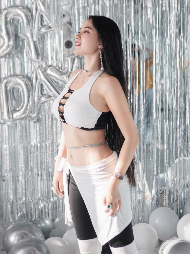 Stage Wear Style Women's Belly Dance Costume Sexy Underwear Split Trousers Hip Scarf 3-piece Oriental Practice Clothes Suit, Black and white
Stage Wear Style Women's Belly Dance Costume Sexy Underwear Split Trousers Hip Scarf 3-piece Oriental Practice Clothes Suit, Black and white