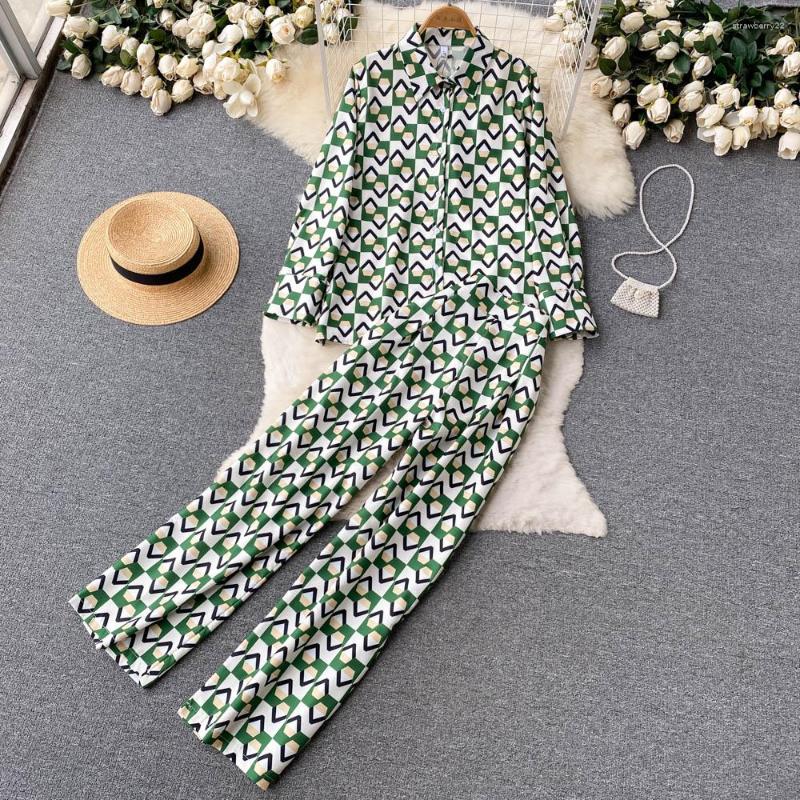 Women's Two Piece Pants Casual Suit Women's Summer Single Breasted Long Sleeved Loose Shirt Wide Legged Set, Green
Women's Two Piece Pants Casual Suit Women's Summer Single Breasted Long Sleeved Loose Shirt Wide Legged Set, Green