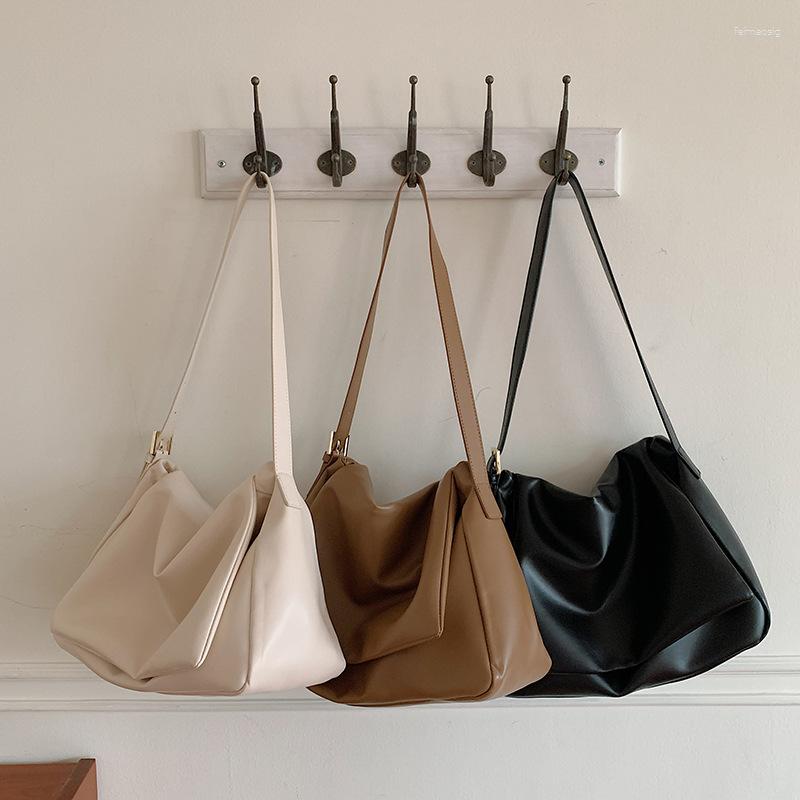 Evening Bags Women's Bag PU Soft Leather Fashion Messenger Flap Shoulder Large Capacity Crossbody, Beige
Evening Bags Women's Bag PU Soft Leather Fashion Messenger Flap Shoulder Large Capacity Crossbody, Beige