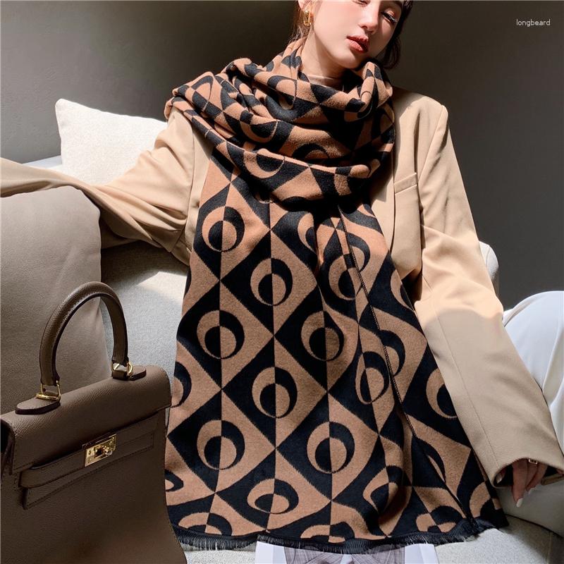 Scarves Female Print Cashmere Blend Hijab Wraps Thick Shawl Luxury Tassels Pashmina Foulard Budanda Warm Echarpes Mantilla
Scarves Female Print Cashmere Blend Hijab Wraps Thick Shawl Luxury Tassels Pashmina Foulard Budanda Warm Echarpes Mantilla