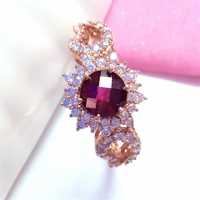Cluster Rings 585 Purple Gold Ruby Exquisite Luxury Wedding For Couples 14k Rose Classic Crystal Design Women's Engagement Jewelry
Cluster Rings 585 Purple Gold Ruby Exquisite Luxury Wedding For Couples 14k Rose Classic Crystal Design Women's Engagement Jewelry