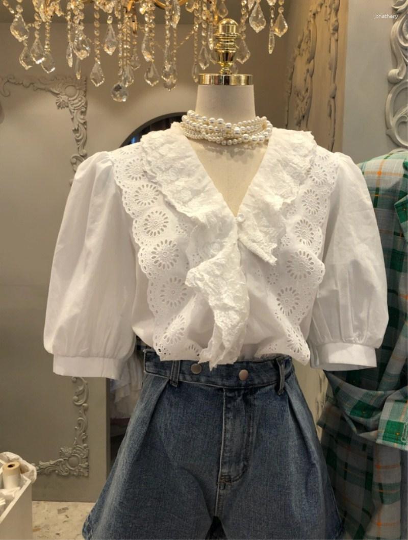 Women' Blouses Blusas Mujer De Moda 2023 Elegantes Solid V-neck Short Sleeve Shirt Versatile Hollow Lace Blouse White Shirts For Women
Women' Blouses Blusas Mujer De Moda 2023 Elegantes Solid V-neck Short Sleeve Shirt Versatile Hollow Lace Blouse White Shirts For Women