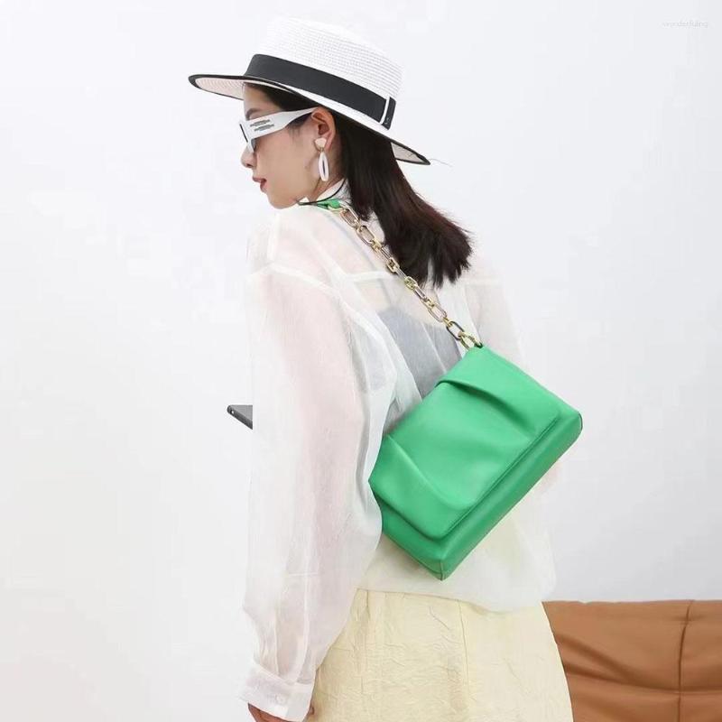 Evening Bags For Women 2023 Well Luxury Handbags Genuine Leather Shoulder Fashion Cowhide Straddle High Quality Chain Bag, Beige
Evening Bags For Women 2023 Well Luxury Handbags Genuine Leather Shoulder Fashion Cowhide Straddle High Quality Chain Bag, Beige