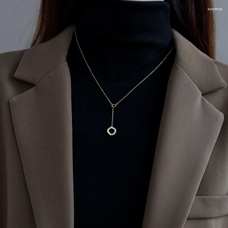 Chains Fashion Hollow Irregular Tassel Pendant Necklace For Women Fine Jewelry Sweater Chain Girl Gift
Chains Fashion Hollow Irregular Tassel Pendant Necklace For Women Fine Jewelry Sweater Chain Girl Gift