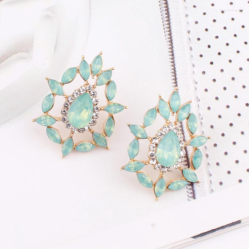 Stud Earrings Fashion Design Fireworks Elegant For Women Zircon Flower Wedding Jewelry Oorbellen Accessories