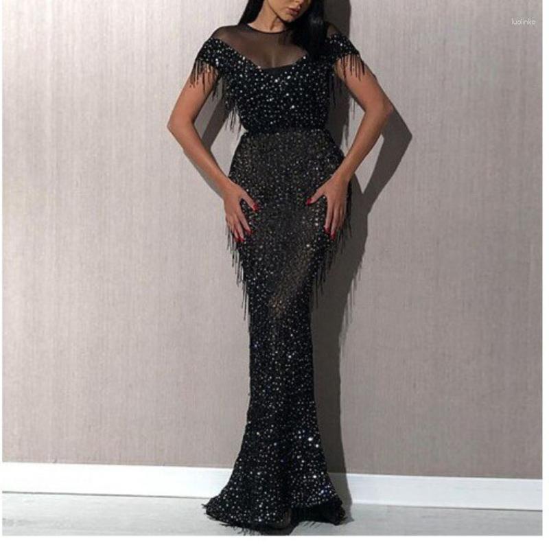 Casual Dresses Women Party Formal Dress Sexy Tassel Sequins Lace Mesh See-through Stitching Women' O-Neck Short Sleeve High Waist, Black
Casual Dresses Women Party Formal Dress Sexy Tassel Sequins Lace Mesh See-through Stitching Women' O-Neck Short Sleeve High Waist, Black