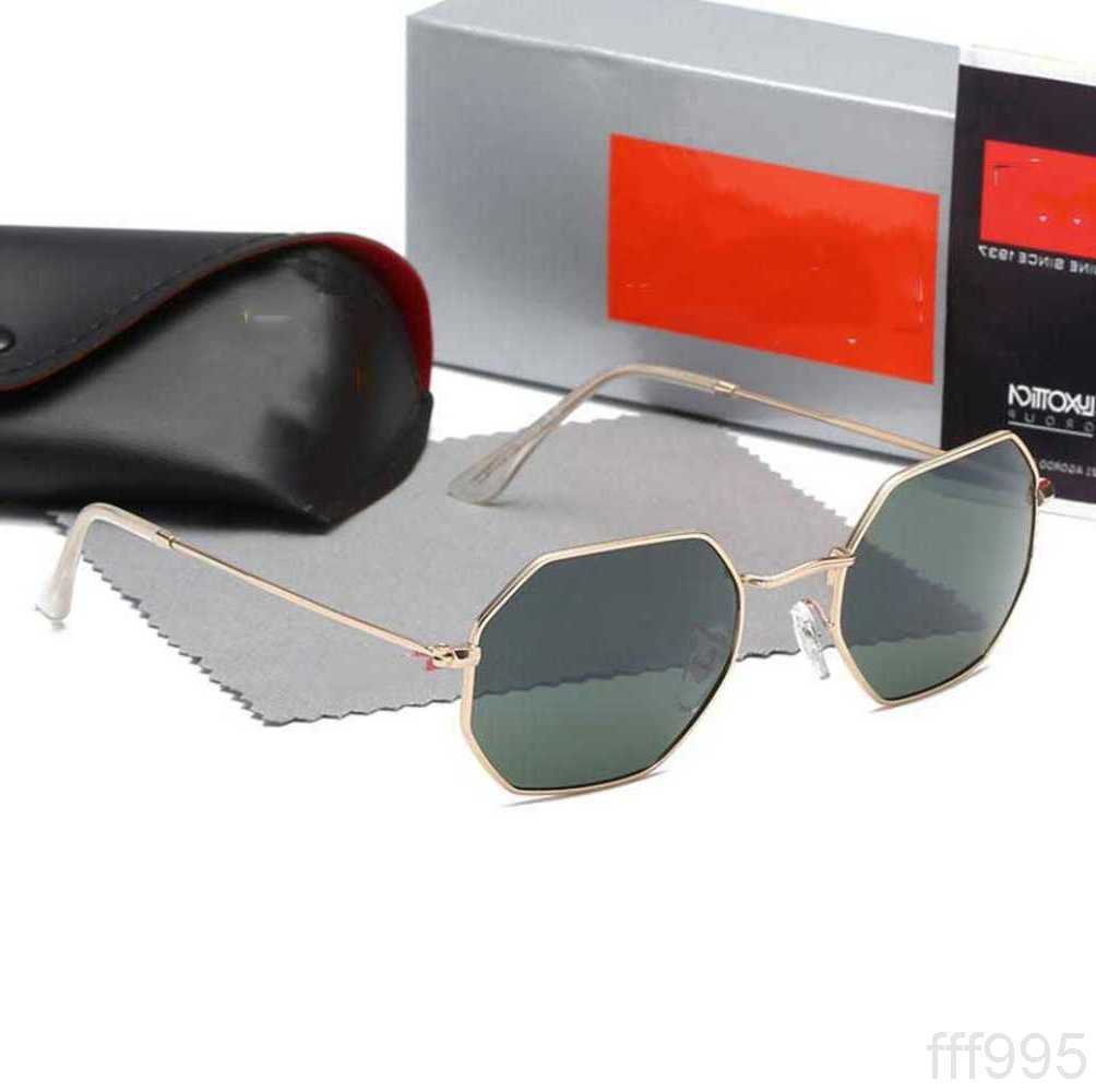 Women Brand Round Sunglasses of Classic UV400 Eyewear Metal Design Gold Frame Glasses Men Mirror glass Lens Sunglass with box 3549 GT578 R 37AE
Women Brand Round Sunglasses of Classic UV400 Eyewear Metal Design Gold Frame Glasses Men Mirror glass Lens Sunglass with box 3549 GT578 R 37AE