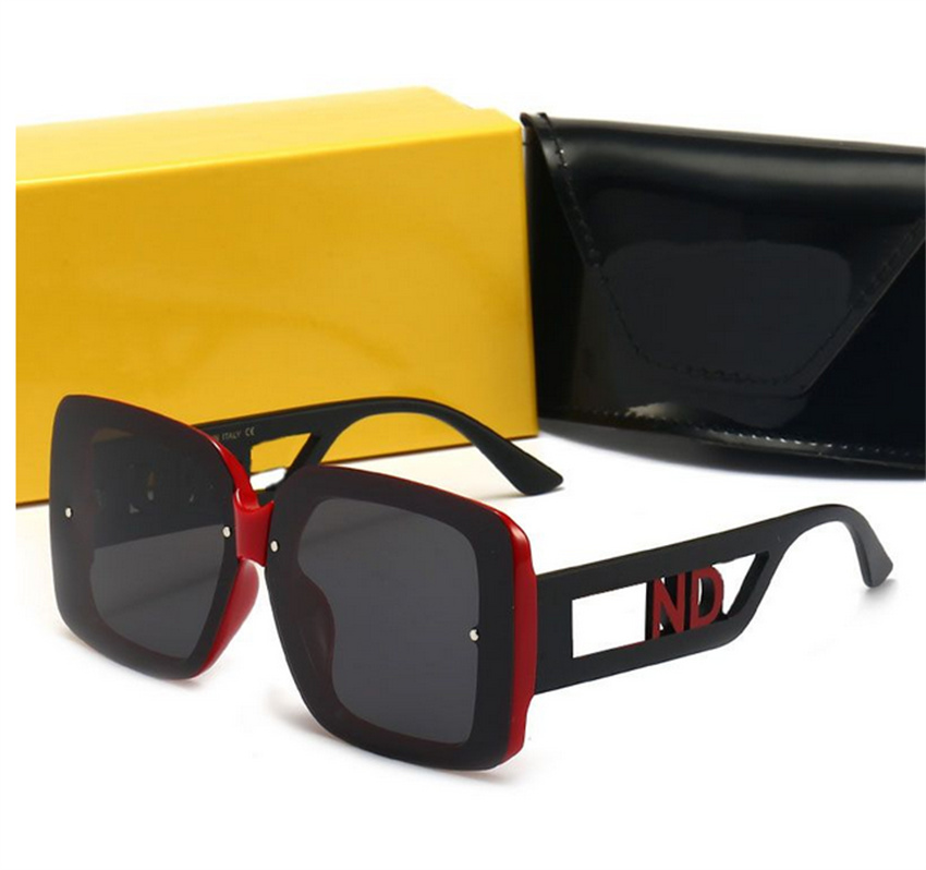 2023 Hollow Letter Sunglasses Eyewear Glasses Women Mens Designer Sunglasses Polarized Summer Beach Adumbral With Box1720U
2023 Hollow Letter Sunglasses Eyewear Glasses Women Mens Designer Sunglasses Polarized Summer Beach Adumbral With Box1720U