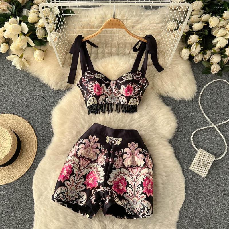 Women' Tracksuits Vintage Royal Floral Print Women Two-Piece Sets Tassels Cropped Camisole Tops High Waist Wide Leg Shorts 2023 Summer, Style 1
Women' Tracksuits Vintage Royal Floral Print Women Two-Piece Sets Tassels Cropped Camisole Tops High Waist Wide Leg Shorts 2023 Summer, Style 1