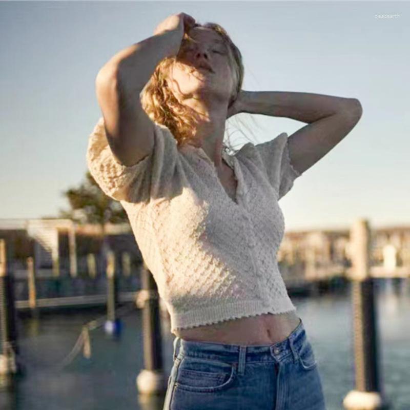 Women' Knits 2023 Spring Summer Women Round Neck Wool Blended Hollow Woven Puff Sleeve Cardigan, Creamy-white
Women' Knits 2023 Spring Summer Women Round Neck Wool Blended Hollow Woven Puff Sleeve Cardigan, Creamy-white